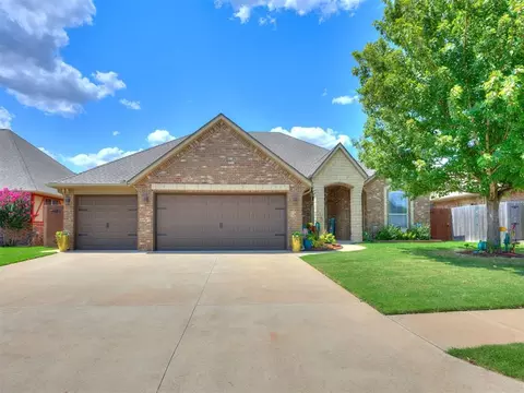 12405 Heathfield Ln, Oklahoma City, OK 73173
