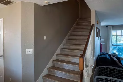 Entry Way - 8979 E 95th St, Tulsa, OK 74133 photo 2 of 3