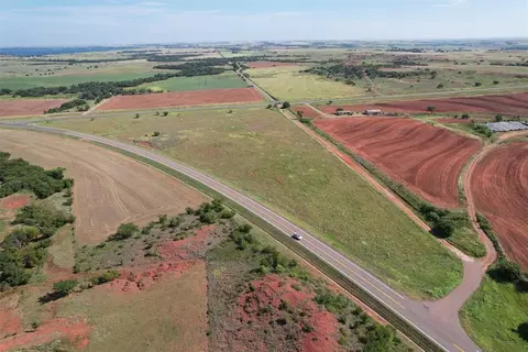 17 E 1040 Hwy 73 Rd, Foss, OK 73647 photo 7