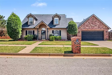 15604 Hyde Parke Dr, Edmond, OK 73013