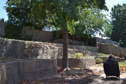 Exterior - 3201 Walnut Rd, Norman, OK 73072 photo 5 of 5