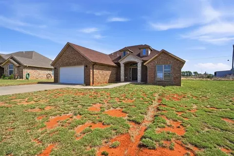 148 Gamble Ln, Elk City, OK 73644