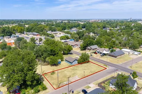 242 SE Grand Blvd, Oklahoma City, OK 73129