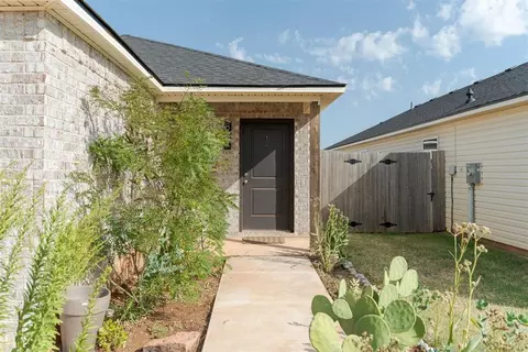 837 NE 105th St, Oklahoma City, OK 73114
