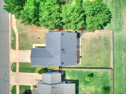 View/Area - 14908 Marbleleaf Dr, Edmond, OK 73013 photo 7 of 8