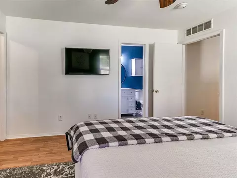 Bedroom - 14908 Marbleleaf Dr, Edmond, OK 73013 photo 4 of 5