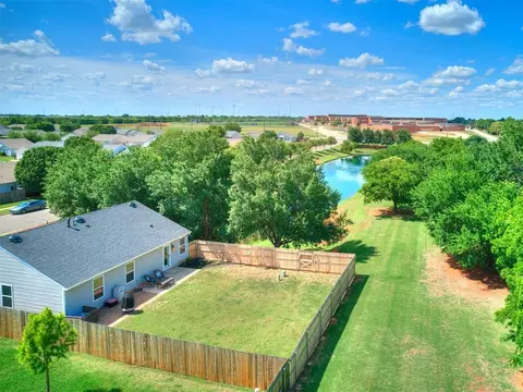 View/Area - 14908 Marbleleaf Dr, Edmond, OK 73013 photo 3 of 8