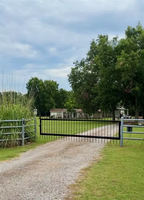 17500 NE 23rd St, Choctaw, OK 73020