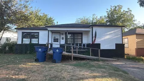 202 Elder Ave, Duncan, OK 73533