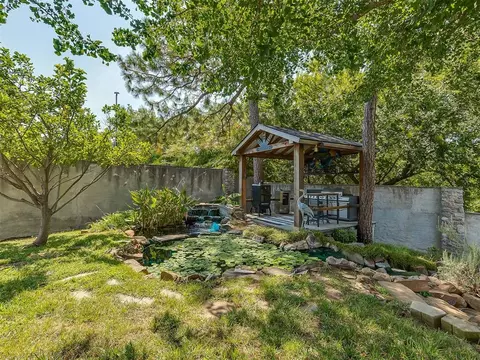 Exterior - 10 Rustic Hills St, Norman, OK 73072 photo 5 of 13