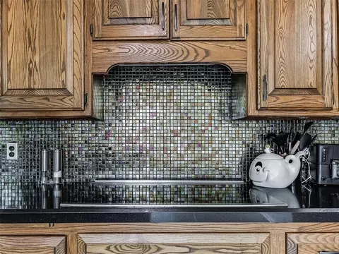 Kitchen - 10 Rustic Hills St, Norman, OK 73072 photo 2 of 3