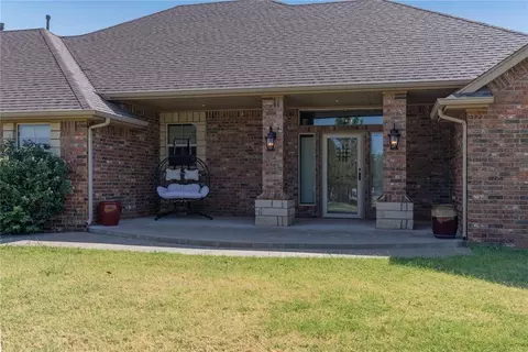 Exterior - 600 Hannah Dr, Tuttle, OK 73089 photo 1 of 2