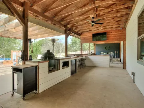 Exterior - 11075 Cindy Ln, Guthrie, OK 73044 photo 5 of 13