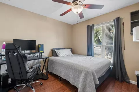 Bedroom - 1802 Barb Dr, Norman, OK 73071 photo 4 of 8