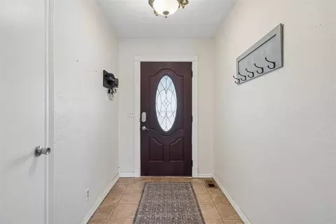 Entry Way - 1802 Barb Dr, Norman, OK 73071 photo 1 of 1