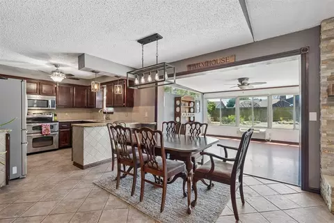 Dining - 1802 Barb Dr, Norman, OK 73071 photo 1 of 2