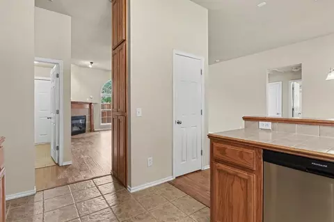Entry Way - 413 Bent Tree Rd, Noble, OK 73068 photo 2 of 2