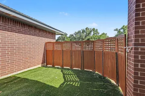 Exterior - 413 Bent Tree Rd, Noble, OK 73068 photo 5 of 5