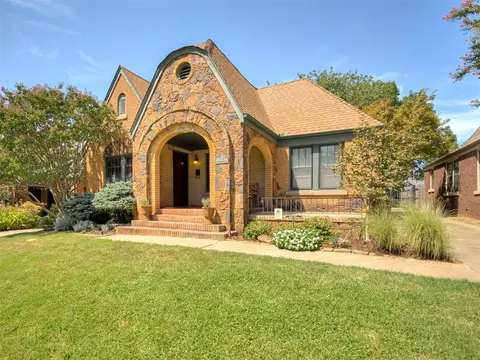 217 Edgemere Ct, Oklahoma City, OK 73118