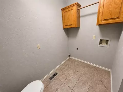 Other - 526 Clover Rd, Oklahoma City, OK 73160 photo 2 of 3