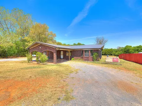 Other - 245 E Riddle Rd, Chickasha, OK 73018 photo 8 of 11
