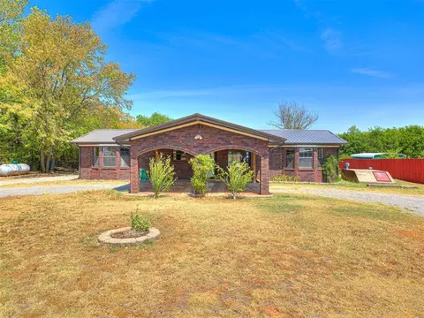 Other - 245 E Riddle Rd, Chickasha, OK 73018 photo 1 of 11