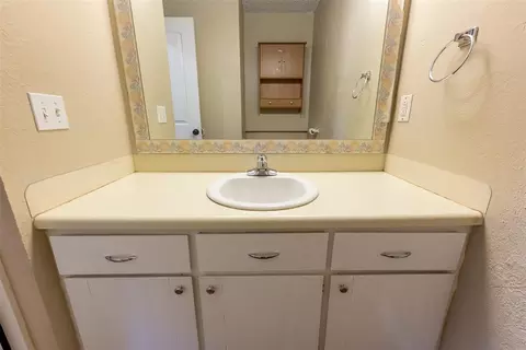 Other - 304 Jarman Cir, Mcloud, OK 74851 photo 3 of 6