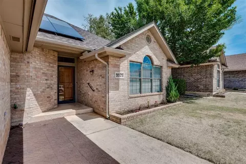 9925 Fox Fair Holw, Midwest City, OK 73130
