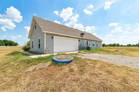 Exterior - 3356 E Maple Rd, Purcell, OK 73080 photo 5 of 5