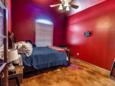 Bedroom - 4608 Shoreside Dr, Tuttle, OK 73089 photo 1 of 5