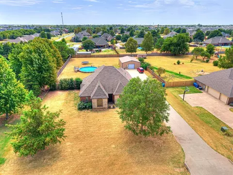 View/Area - 4608 Shoreside Dr, Tuttle, OK 73089 photo 1 of 2