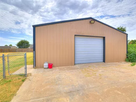 Other - 4608 Shoreside Dr, Tuttle, OK 73089 photo 4 of 9