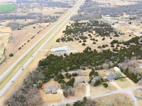 13433 NW Nw Expy, Piedmont, OK 73078