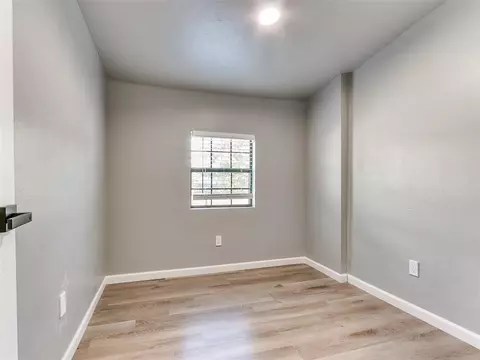 Bedroom - 524 E Harrison Ave, Guthrie, OK 73044 photo 7 of 8