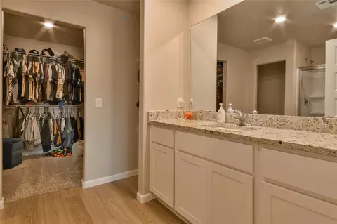 Entry Way - 1701 N Ruby Dr, El Reno, OK 73036 photo 6 of 7