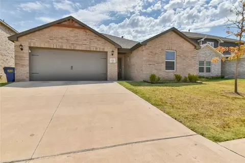 Exterior - 1701 N Ruby Dr, El Reno, OK 73036 photo 2 of 4