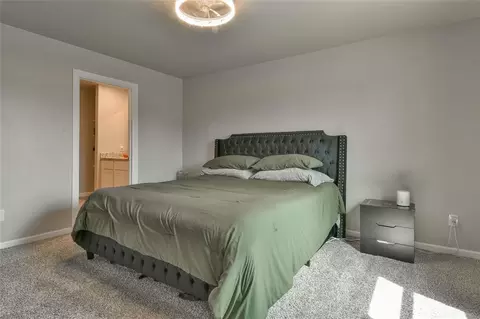 Bedroom - 1701 N Ruby Dr, El Reno, OK 73036 photo 3 of 4