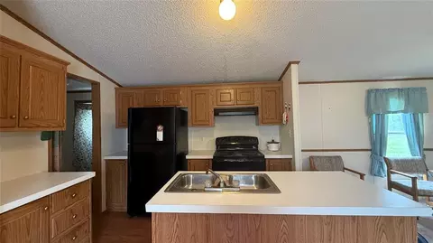 Kitchen - 3000 E Walnut St, Tecumseh, OK 74873 photo 3 of 3