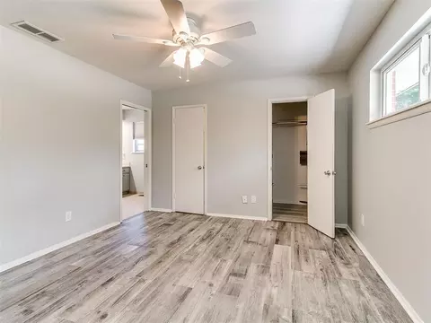 Bedroom - 1415 Aladdin St, Norman, OK 73072 photo 2 of 8