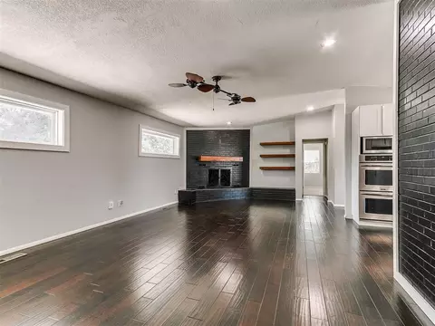 Living - 1415 Aladdin St, Norman, OK 73072 photo 3 of 4