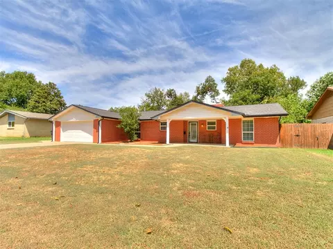 Exterior - 1415 Aladdin St, Norman, OK 73072 photo 8 of 8