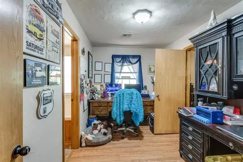 Entry Way - 334486 E Highway 62, Mcloud, OK 74851 photo 1 of 1