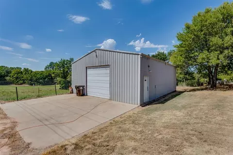 Exterior - 334486 E Highway 62, Mcloud, OK 74851 photo 3 of 3
