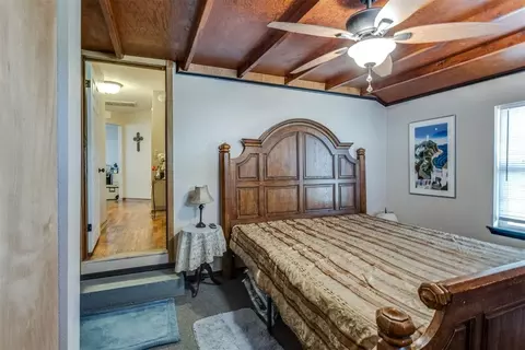 Bedroom - 334486 E Highway 62, Mcloud, OK 74851 photo 4 of 7