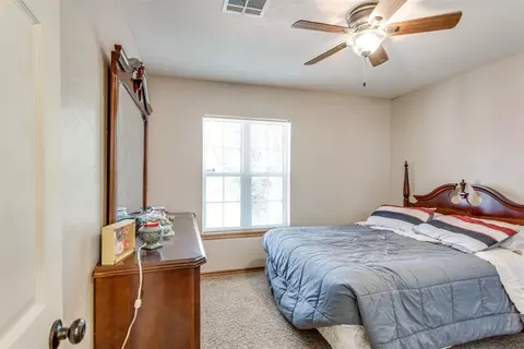 Bedroom - 334486 E Highway 62, Mcloud, OK 74851 photo 1 of 7