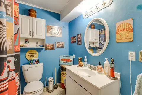 Bath - 334486 E Highway 62, Mcloud, OK 74851 photo 1 of 4