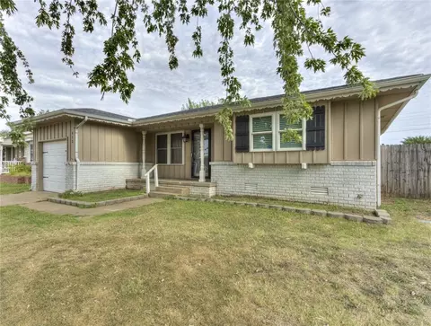 913 W Mitchell Dr, Midwest City, OK 73110