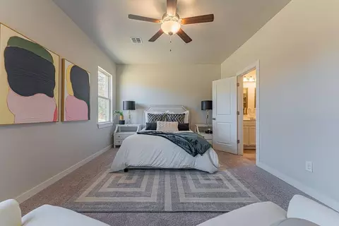 Bedroom - 1719 Elm Cir, Tuttle, OK 73089 photo 2 of 7