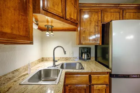 Kitchen - 482 Raintree Rd, Broken Bow, OK 74728 photo 2 of 3