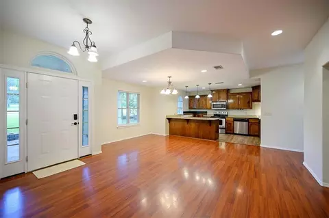 Living - 482 Raintree Rd, Broken Bow, OK 74728 photo 6 of 8